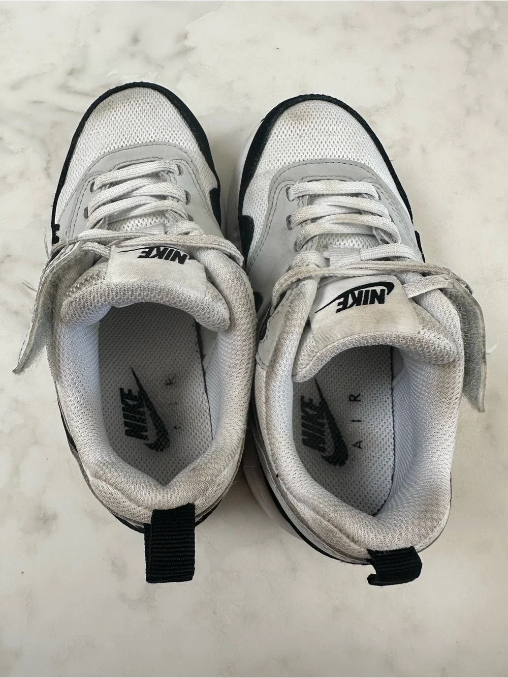 Nike kids air